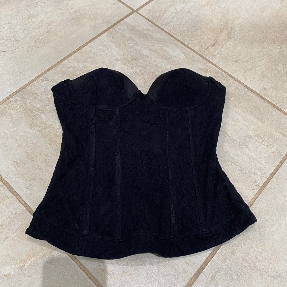 Express corset: black lace